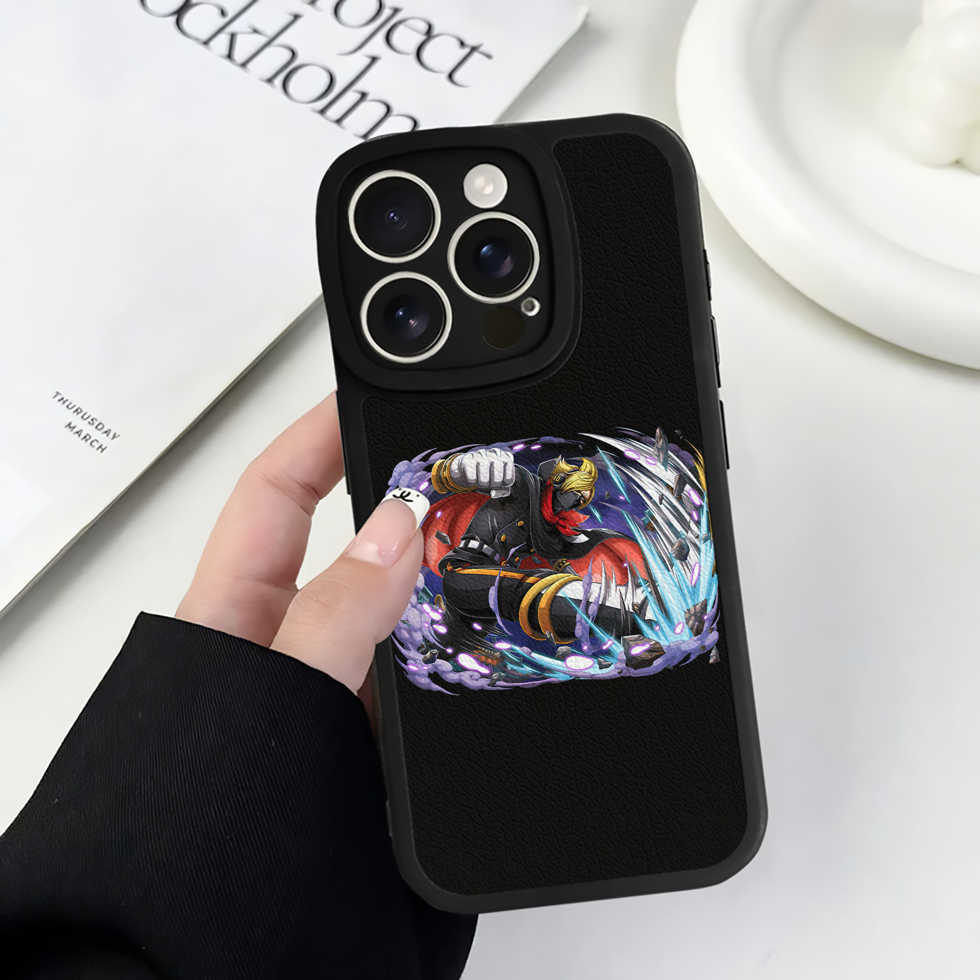 （画像用） ワンピース ロロノア・ゾロ ONE PIECE Roronoa Zoro 【iPhone 16シリーズ対応】シリコンスマホケース（レザー調） 材質：シリコン